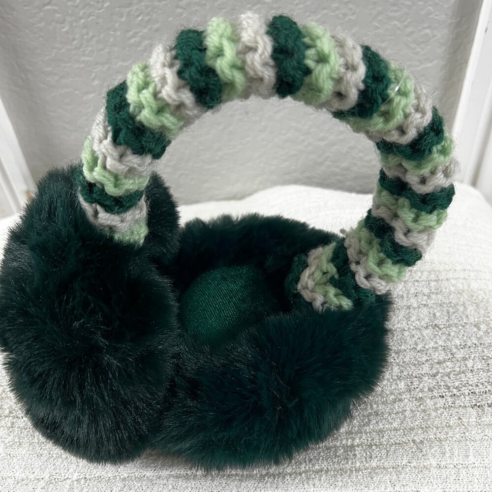 NWT Anthropologie Ear Muff | Green
